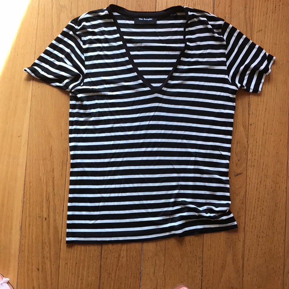 The Kooples black and white v-neck T